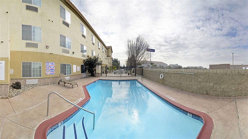 Comfort Hotel 3*