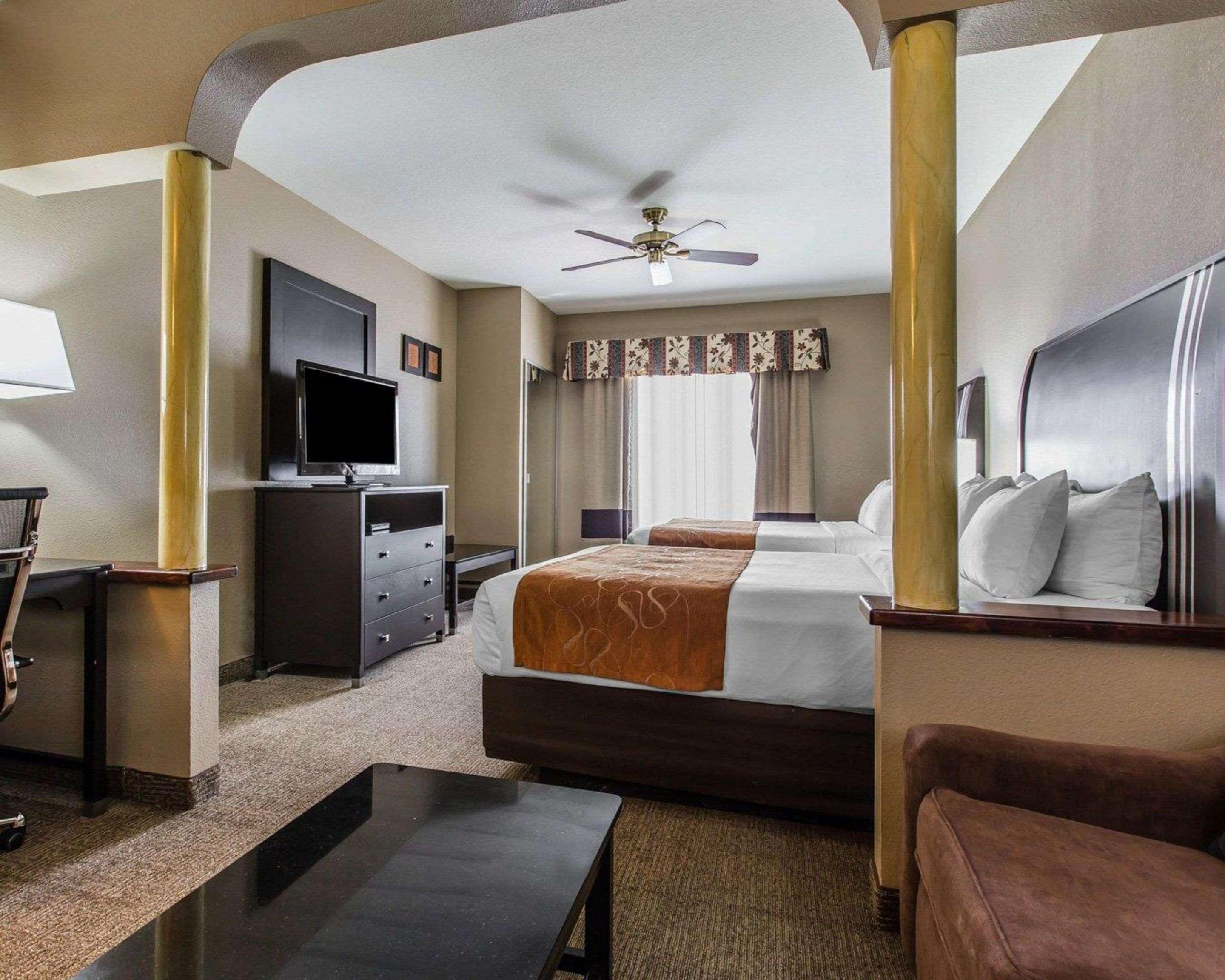 Comfort Hotel Bakersfield